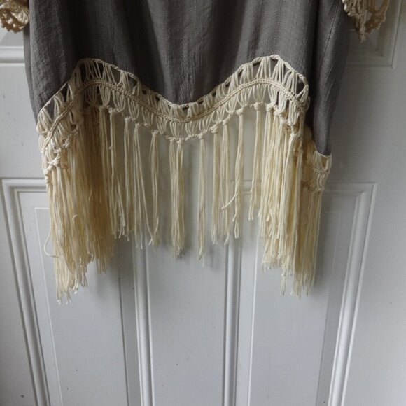 Kori America size M/L vest, cotton/poly, crochet fringe, loose fit open style - Picture 6 of 11